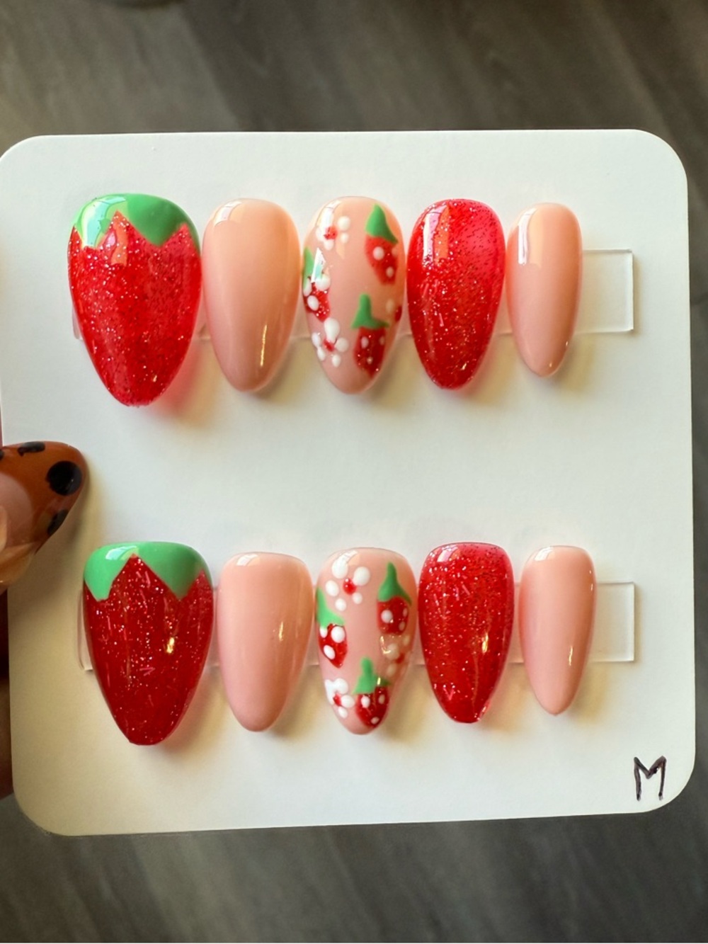 Strawberry Sweet Press-On Nails - Red & Pink